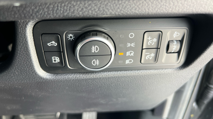 Ford Ranger Petrol Pick Up D/Cab Wildtrak 2.3 EB PHEV 281 Auto [NI] - Image 38